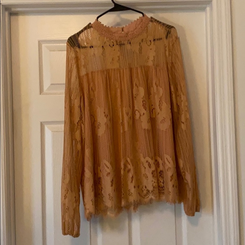 Adorable blush blouse